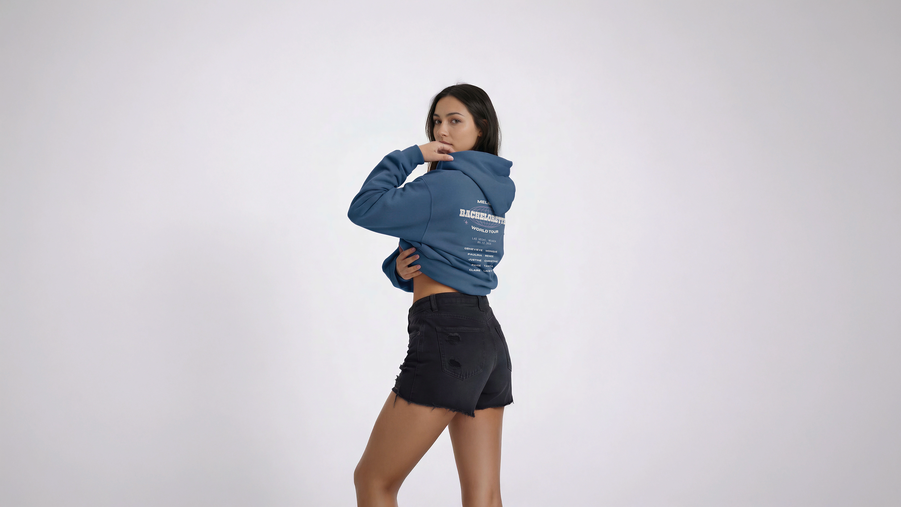 Sweatshirts & Hoodies